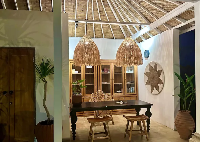 The White 4* Ubud